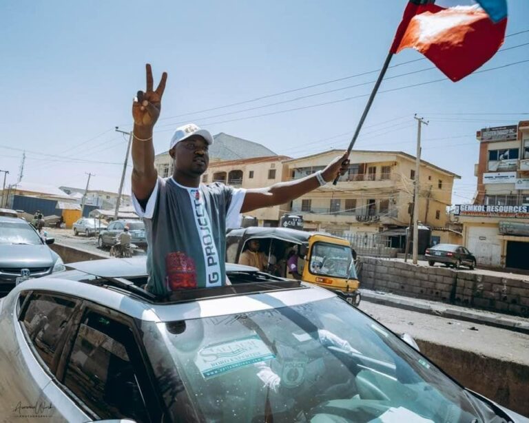 Kano Gov Legal Tussle : Kano Yoruba APC chieftain, followers , declares support for Gawuna